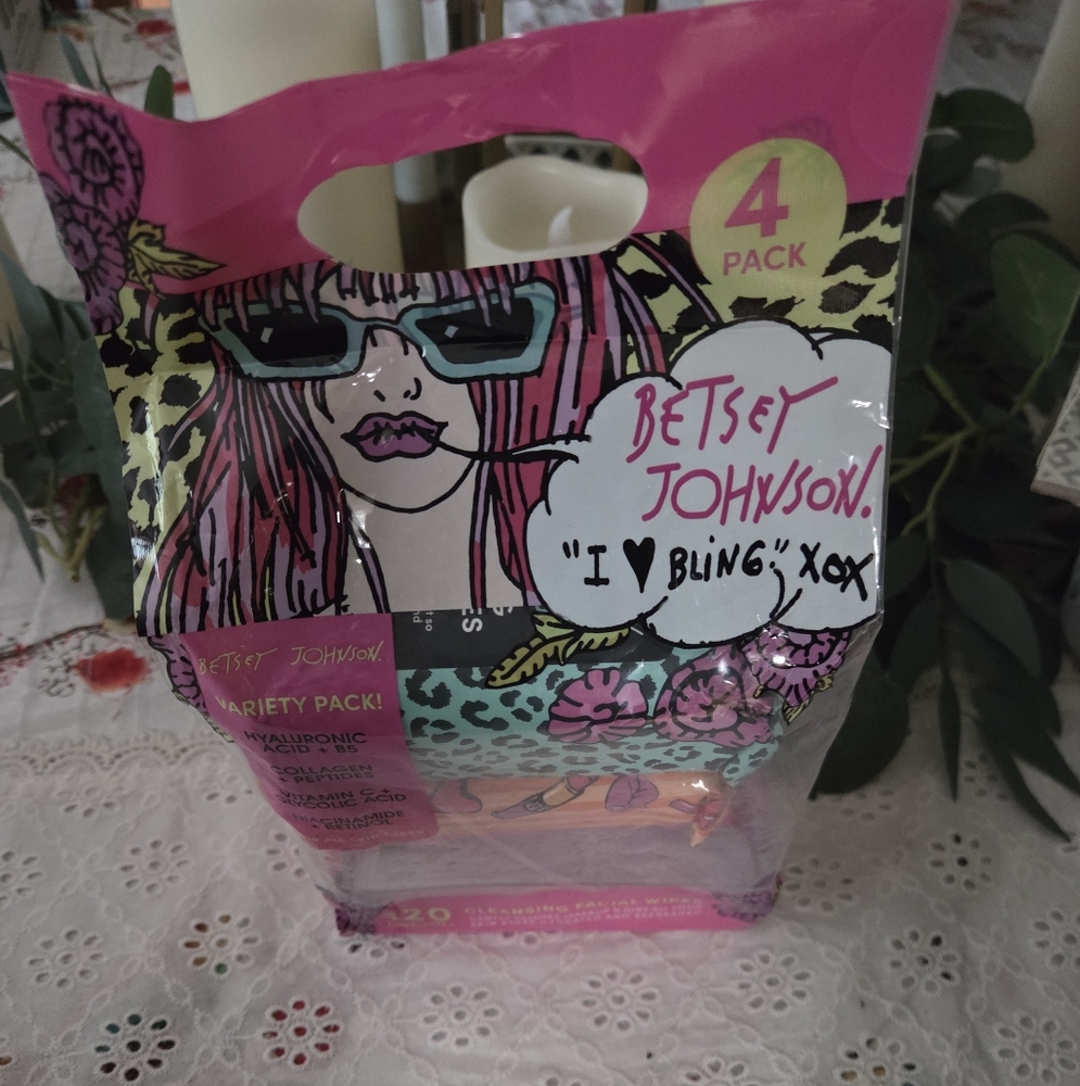 Betsey Johnson Pink and Yellow Cleansing Facial Wipes - Picture 6 of 6